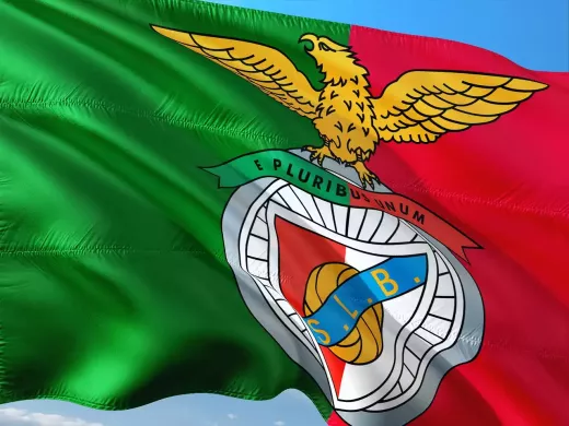 בתוך בנפיקה, ליגה פורטוגל: חקירת הקבוצות והמועדון